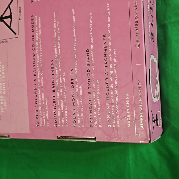 Hello Kitty Super Cute 10 inch desktop Ring Light with tripod - Picture 7 of 11